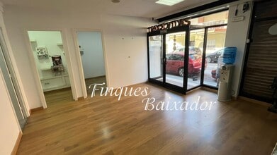 Retail in Gavà, Barcelona to rent Interior Photo- Image 2 of 13