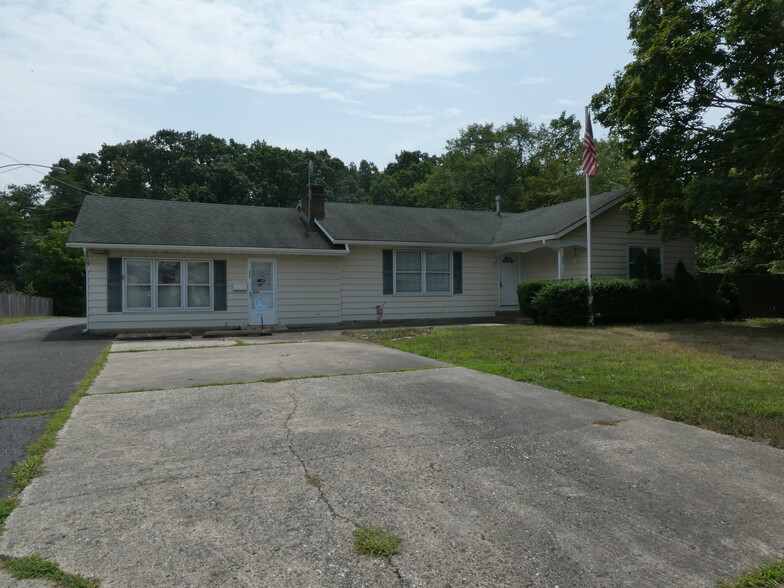 556 Williamstown Rd, Sicklerville, NJ for sale - Primary Photo - Image 1 of 1