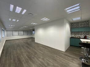 12 Avenue Ariane, Mérignac for sale Interior Photo- Image 2 of 21