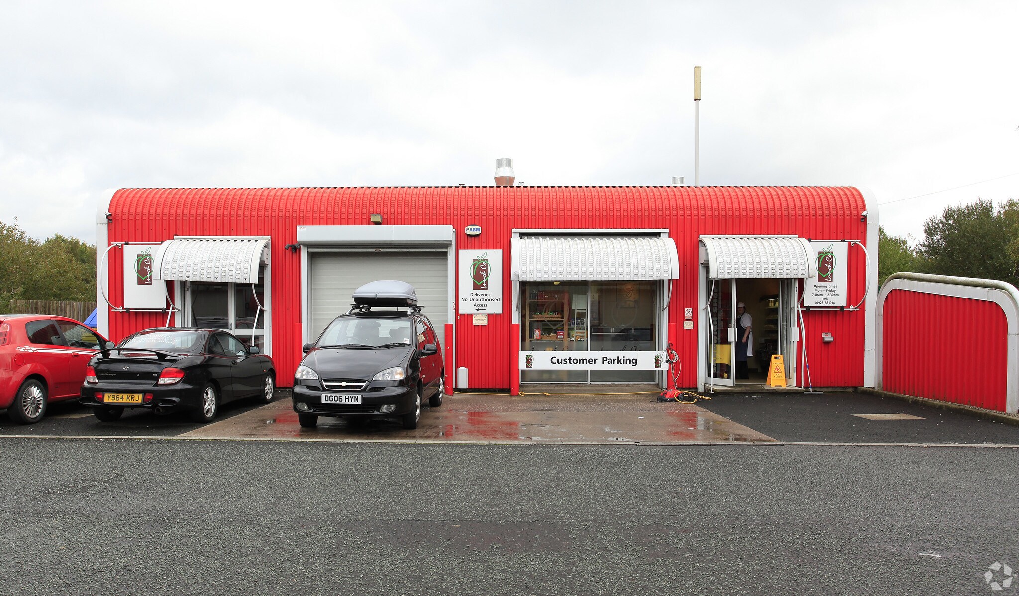 32-34 Leacroft Rd, Warrington for sale Primary Photo- Image 1 of 1