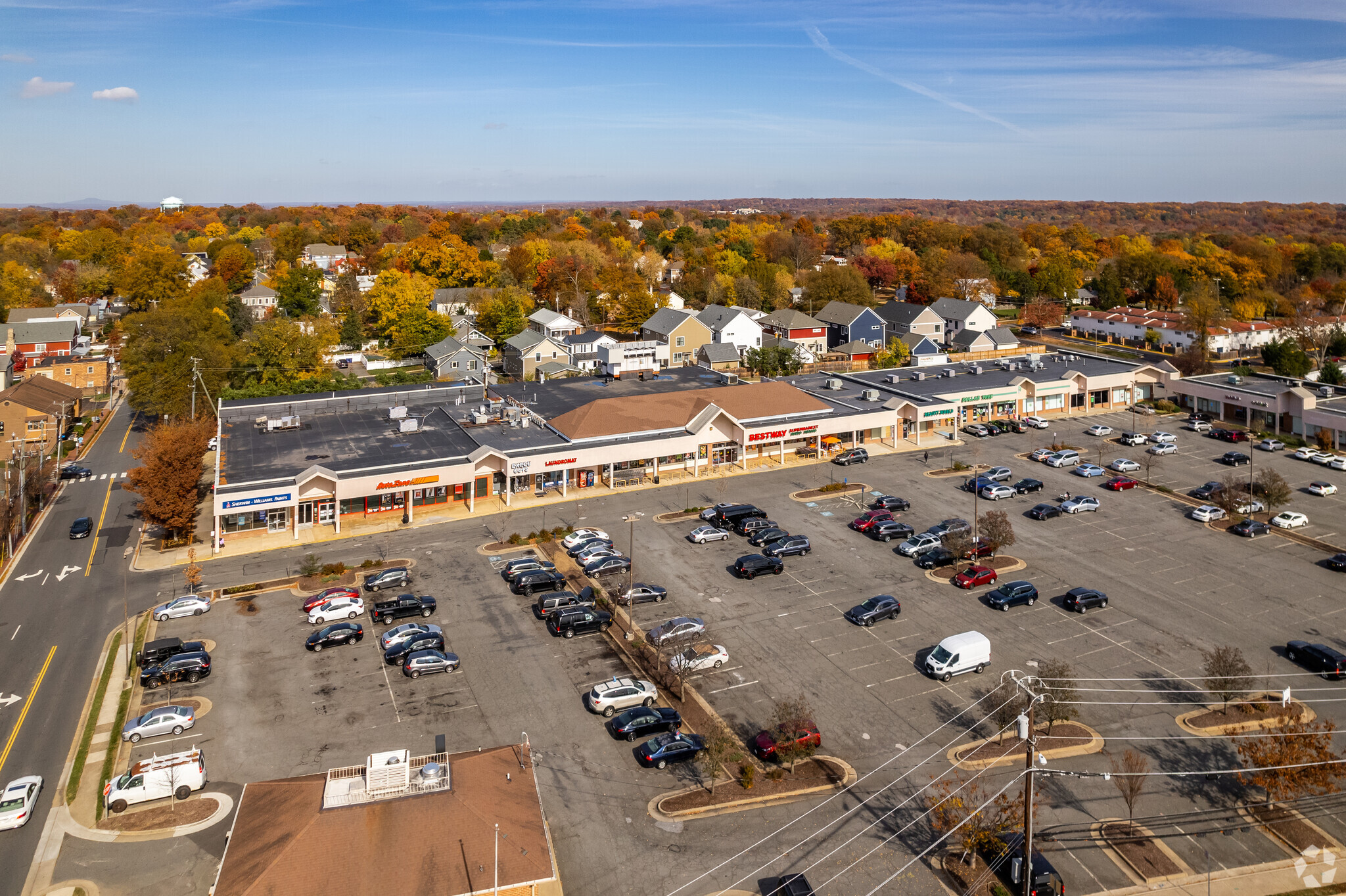 1-199 Elden St, Herndon, VA for rent Building Photo- Image 1 of 8