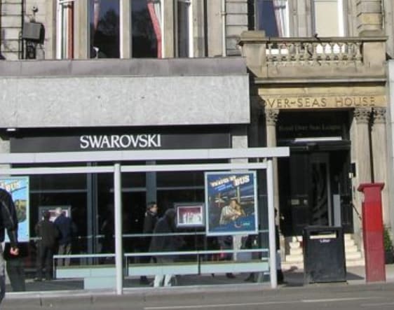 100A Princes St, Edinburgh to rent - Building Photo - Image 2 of 2