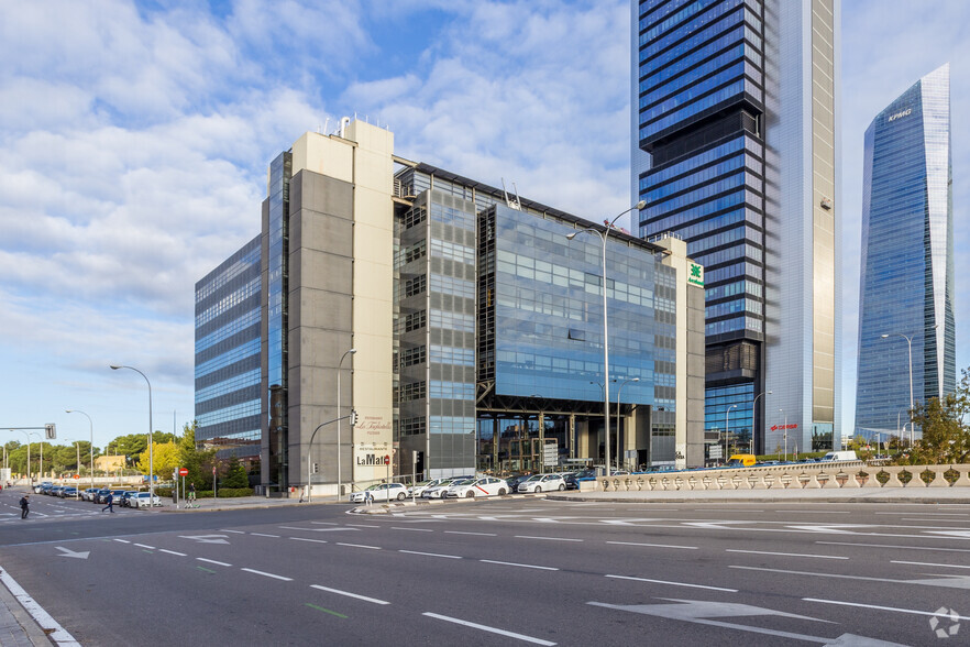 Paseo Castellana, 257, Madrid, Madrid for rent - Primary Photo - Image 1 of 17