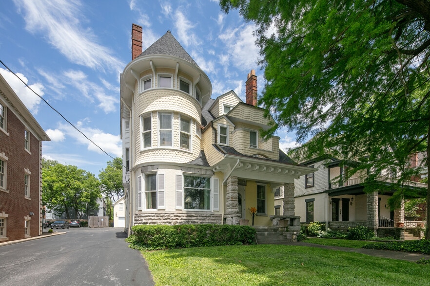 497 E Main St, Lexington, KY for sale - Building Photo - Image 1 of 34