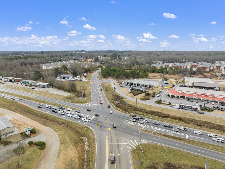 116 Clair Dr, Piedmont, SC for sale - Building Photo - Image 1 of 1