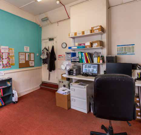 10 Church St, Kingston Upon Thames for sale - Interior Photo - Image 2 of 7