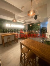 Retail in Madrid, Madrid to rent Interior Photo- Image 1 of 6