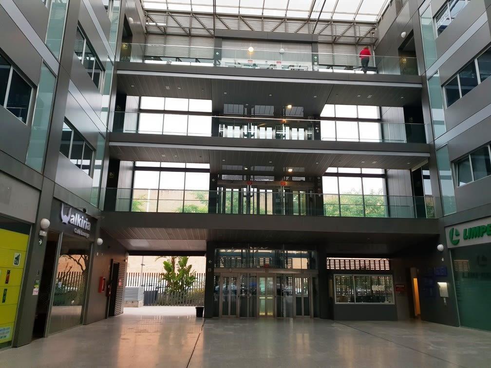 Office in SEVILLA for sale Lobby- Image 1 of 11