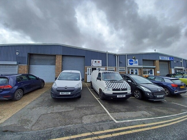 More details for Elliott Rd, Bournemouth - Industrial to Rent