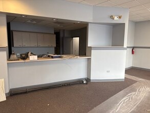 321-395 E Dundee Rd, Wheeling, IL to rent Building Photo- Image 1 of 12