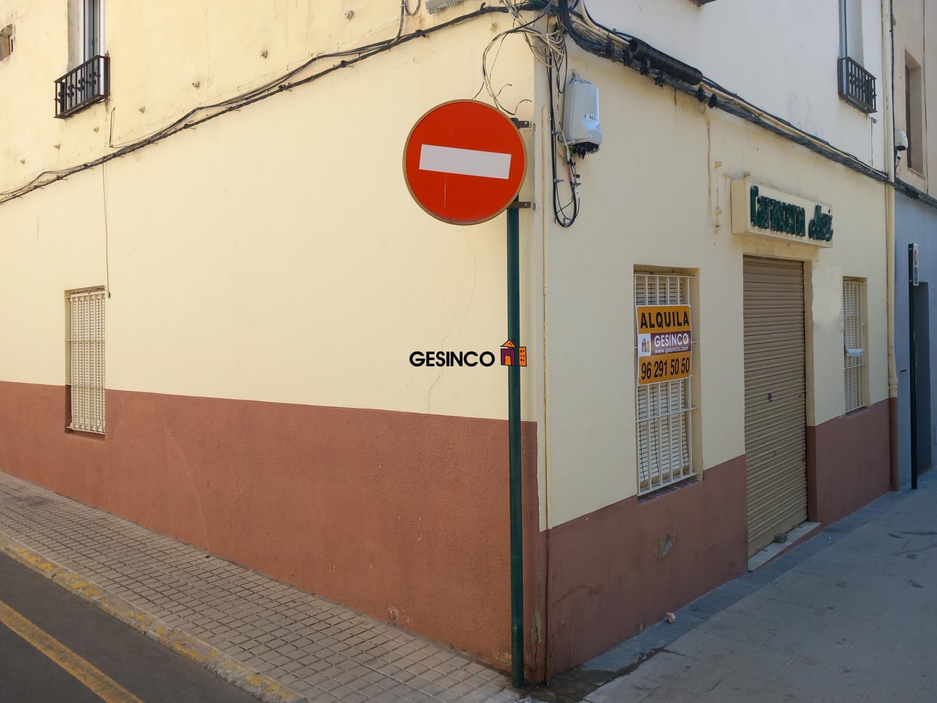 Retail in València, Valencia to rent Building Photo- Image 1 of 9