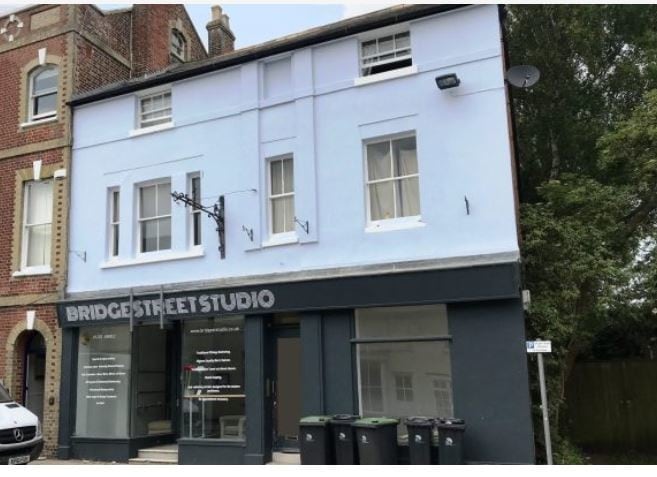 12 Bridge St, Christchurch for sale Primary Photo- Image 1 of 1