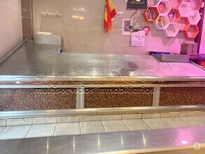 Retail in Paracuellos de Jarama, Madrid to rent Interior Photo- Image 2 of 12
