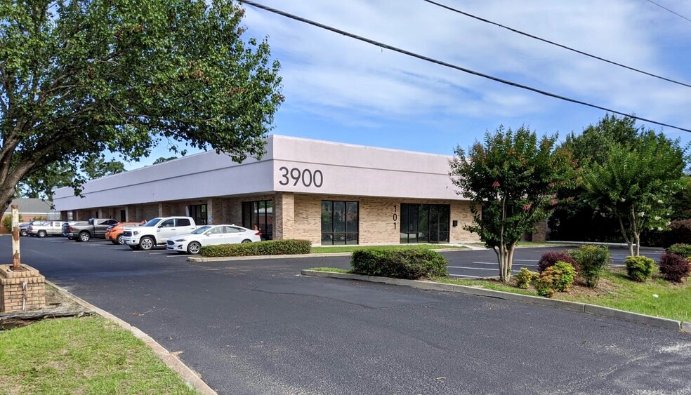 3900 Leeds Ave, North Charleston, SC for rent - Building Photo - Image 1 of 6