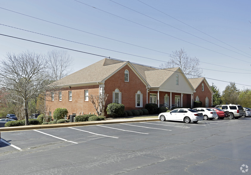 997 Commerce Dr SW, Conyers, GA for rent - Primary Photo - Image 1 of 38