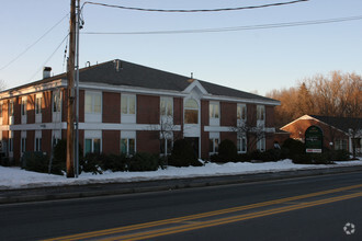 488 Newton St, South Hadley, MA for sale Primary Photo- Image 1 of 1