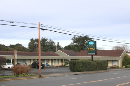 940 Oregon Ave SE, Bandon, OR for sale - Primary Photo - Image 1 of 38