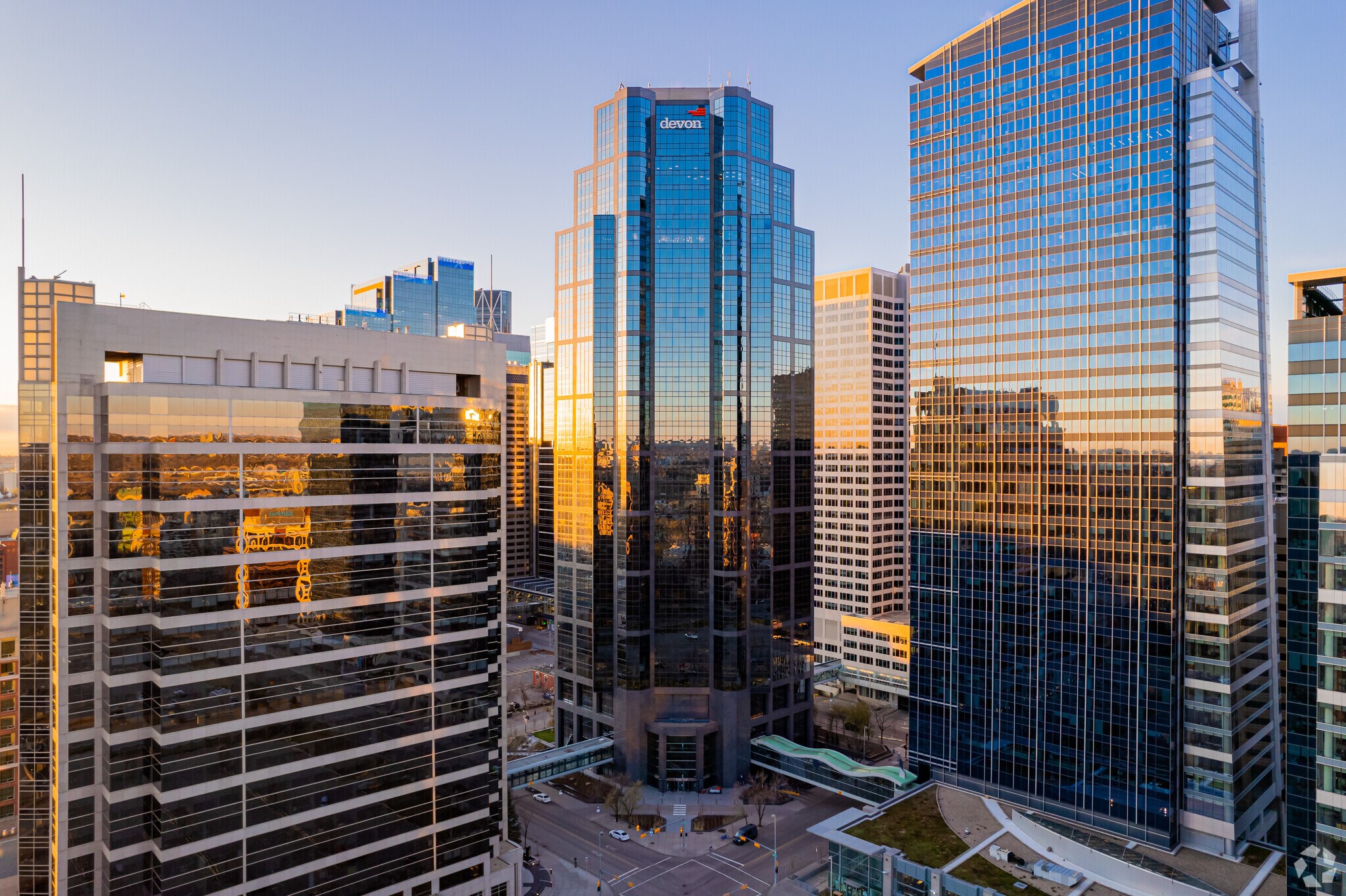 400 3rd Ave SW, Calgary, AB to rent Primary Photo- Image 1 of 8