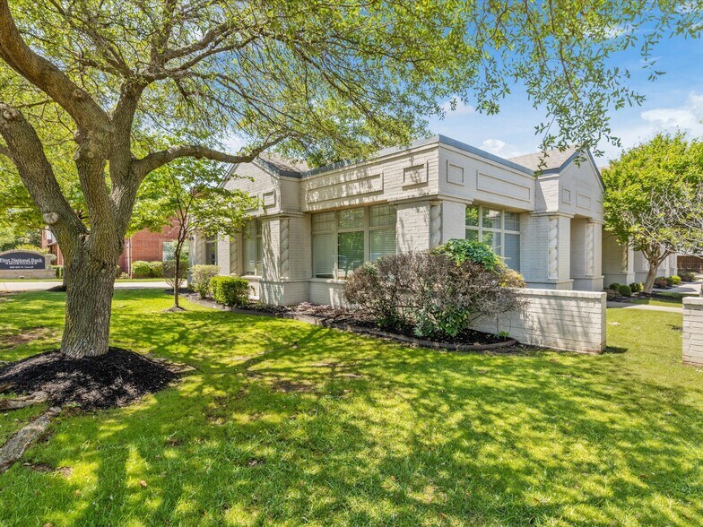 410-430 N Carroll Ave, Southlake, TX to rent - Building Photo - Image 2 of 4