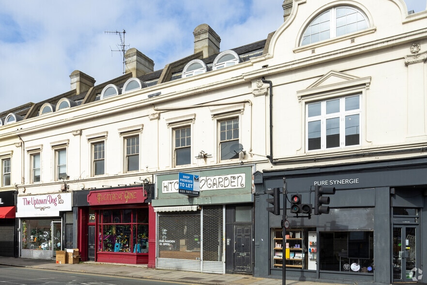 77-77A Trafalgar Rd, London to rent - Building Photo - Image 3 of 9