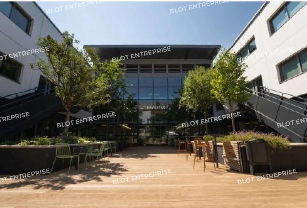 Location Bureaux 300 m² à 3 416 m² - Photo 1
