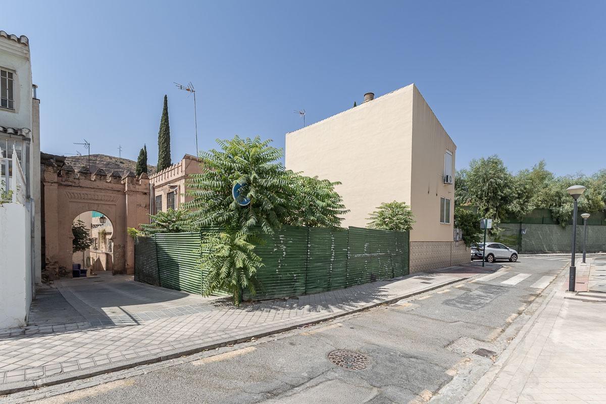 Pablo Neruda Lan, 1, Granada, Granada for sale Primary Photo- Image 1 of 11