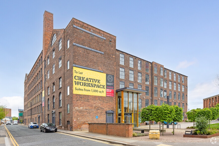 Marshall St, Leeds to rent - Primary Photo - Image 1 of 5