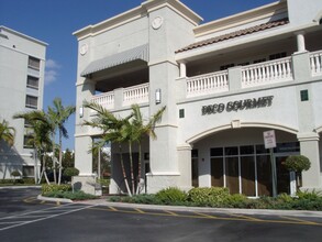 2201-2225 N Commerce Pky, Weston, FL for rent Building Photo- Image 2 of 4