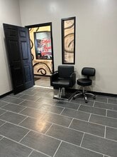 2915 S Sam Houston Pky E, Houston, TX to rent Interior Photo- Image 2 of 4