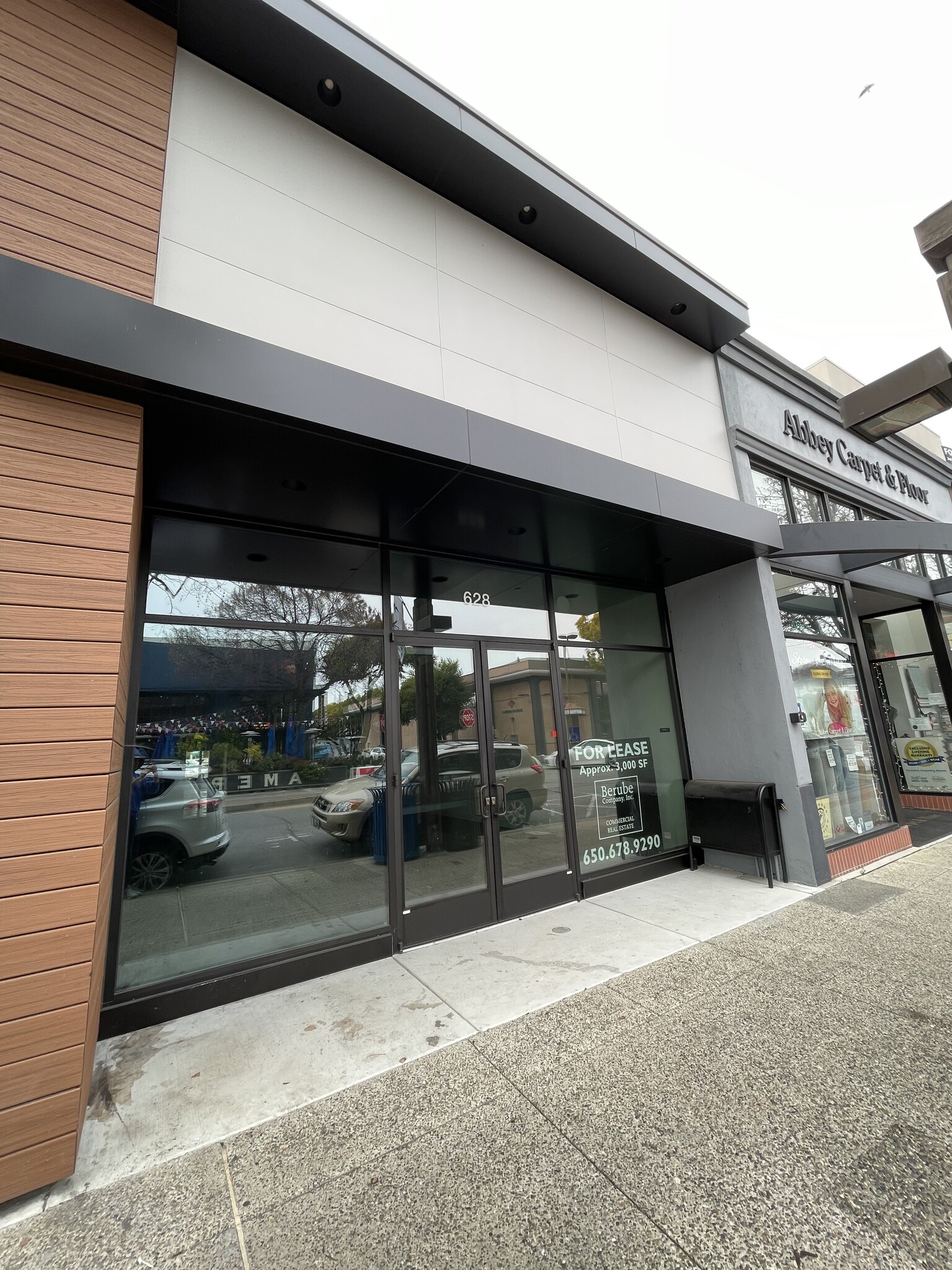 628 Santa Cruz Ave, Menlo Park, CA for rent Building Photo- Image 1 of 4