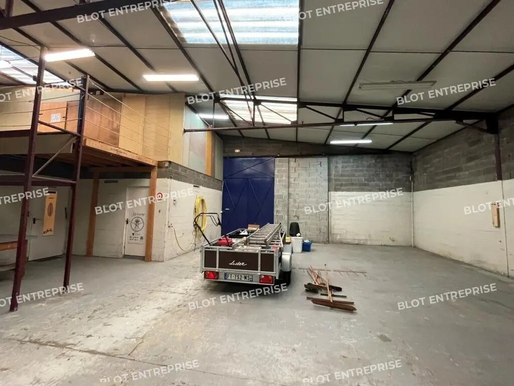 Office in Saint-Herblain to rent Building Photo- Image 1 of 9