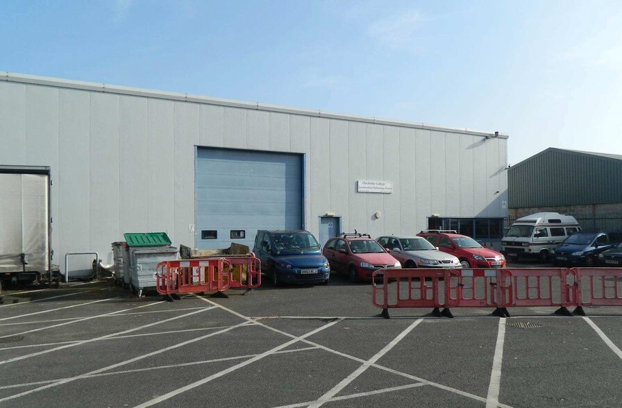 Terminus Rd, Chichester for sale - Building Photo - Image 3 of 5