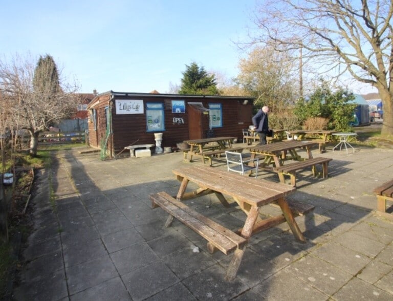 Hastings Rd, Cranbrook for sale - Building Photo - Image 3 of 7