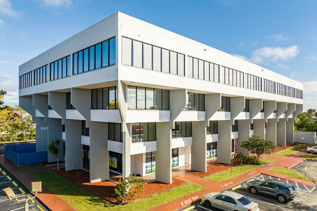 More details for 840 SW 81st Ave, North Lauderdale, FL - Mixed-use to Rent