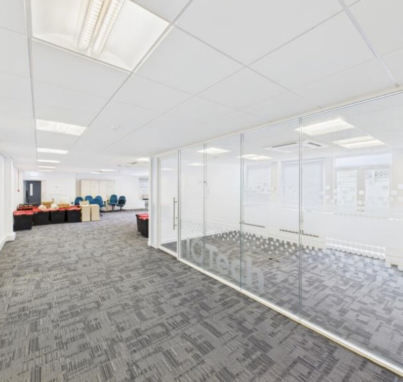 18 George St, Edinburgh to rent Interior Photo- Image 1 of 2