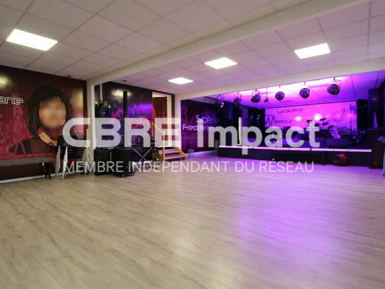 Office in Longvic to rent - Building Photo - Image 3 of 10