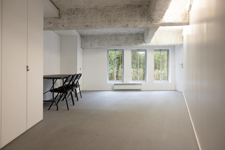 Office in Paris for sale - Interior Photo - Image 2 of 19