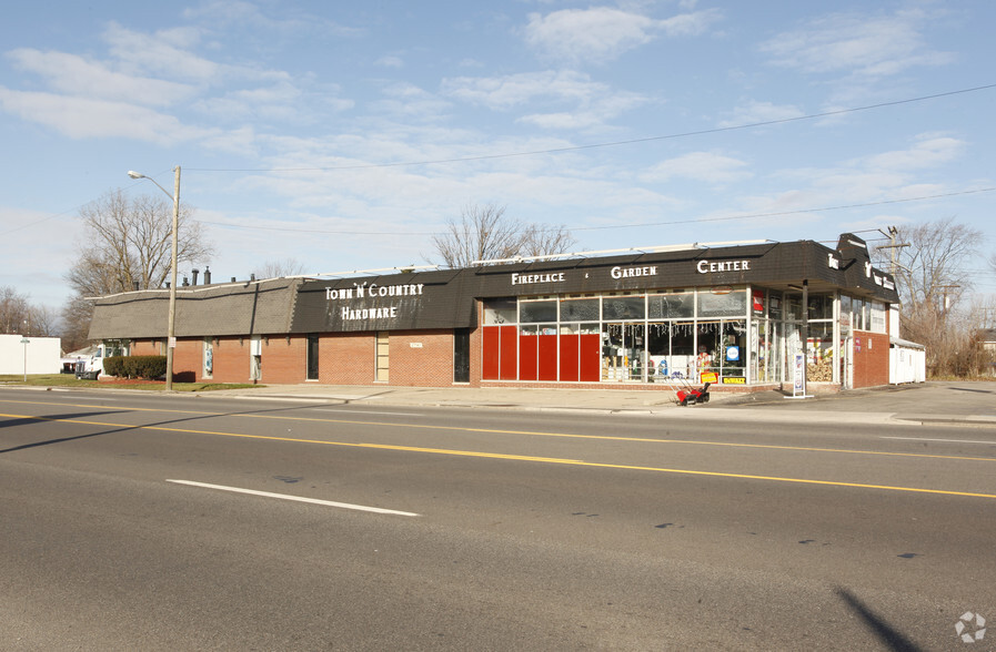 27740 Ford Rd, Garden City, MI for sale - Primary Photo - Image 1 of 1