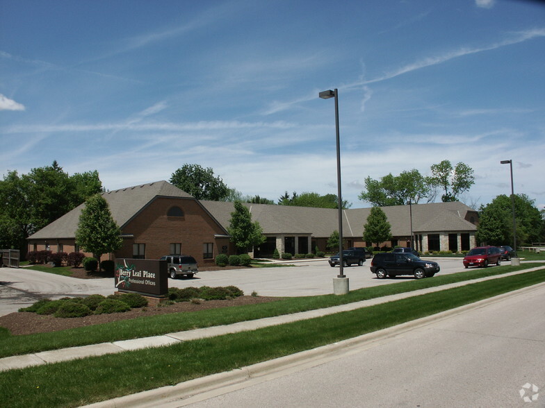 3913-3931 Berry Leaf Ln, Hilliard, OH for rent - Building Photo - Image 3 of 9