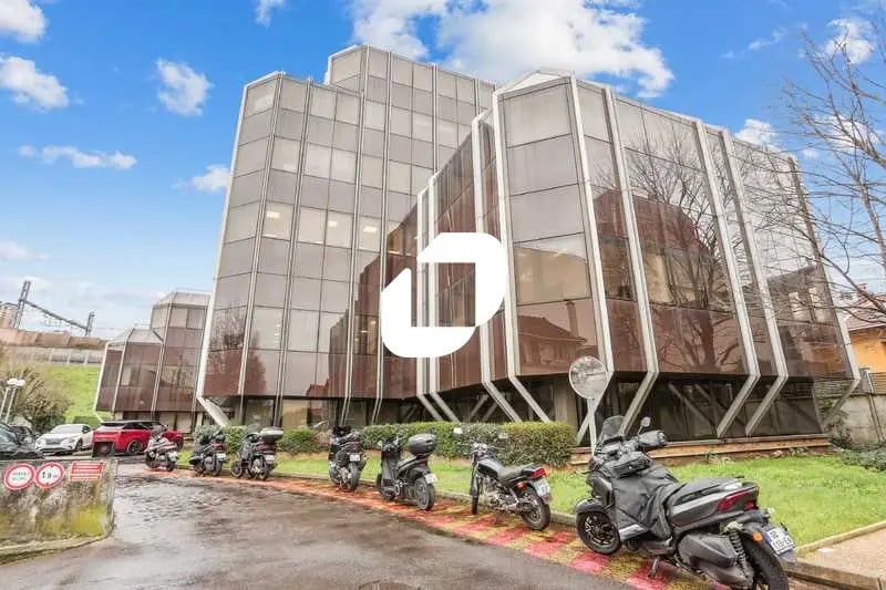 58-60 Rue Etienne Dolet, Malakoff to rent - Building Photo - Image 1 of 35