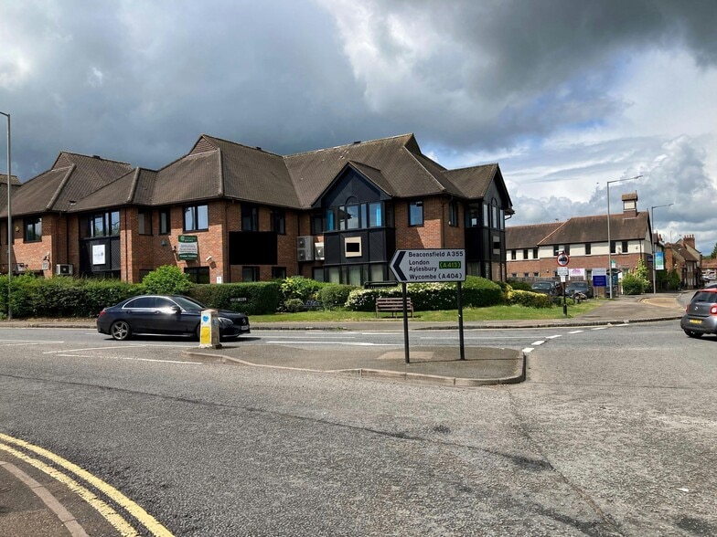 London Rd, Amersham for sale - Building Photo - Image 2 of 3