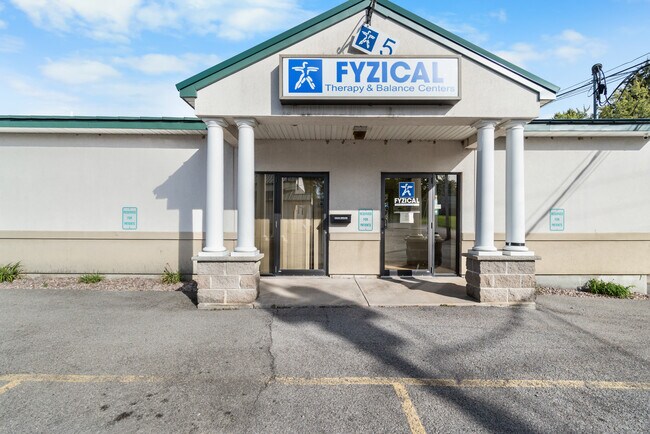 More details for 113 Schuyler St, Fulton, NY - Office to Rent