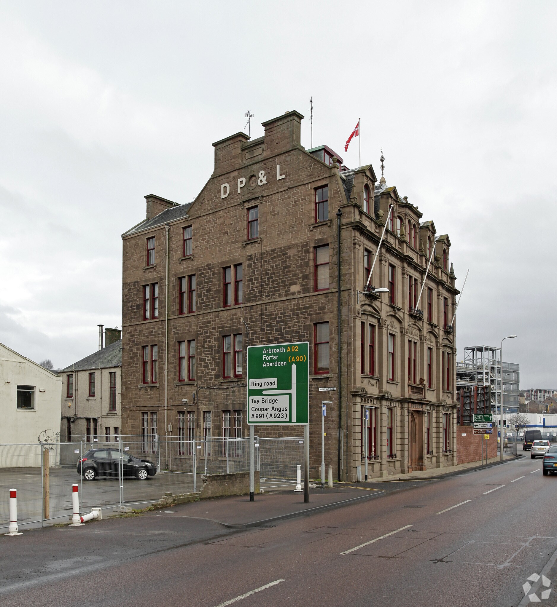 26 East Dock St, Dundee for sale Primary Photo- Image 1 of 1