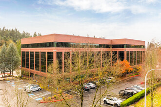 4800 Meadows Rd, Lake Oswego, OR for rent Primary Photo- Image 1 of 9