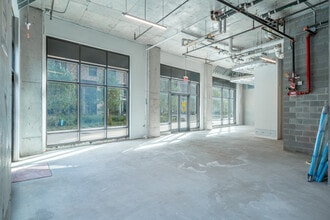 1725 Village Ln, Far Rockaway, NY to rent Interior Photo- Image 1 of 3