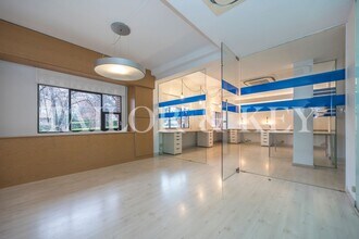Office in Madrid, Madrid to rent Building Photo- Image 1 of 12