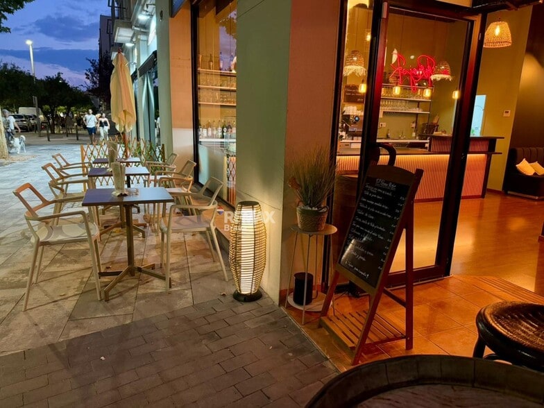 Retail in Roses, Gerona to rent - Building Photo - Image 2 of 5