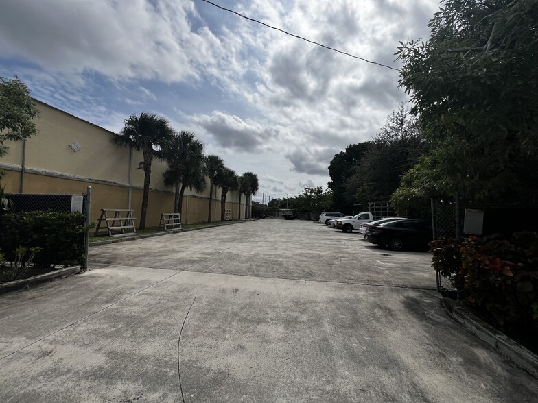 1000 Lake Ida Rd, Delray Beach, FL for sale - Building Photo - Image 1 of 1