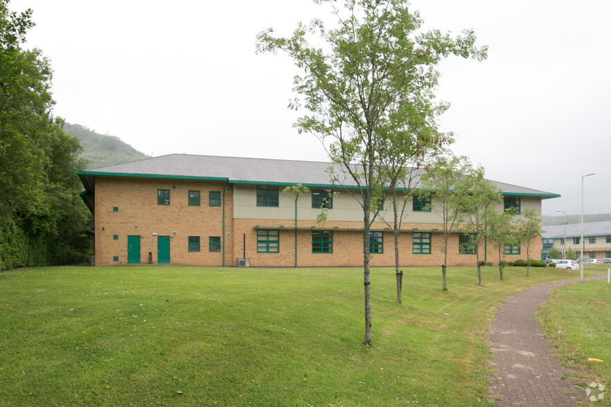 Mountain Ash, Abercynon for rent - Building Photo - Image 2 of 2