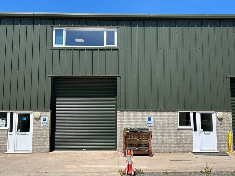 Godney Rd, Glastonbury to rent - Building Photo - Image 3 of 13